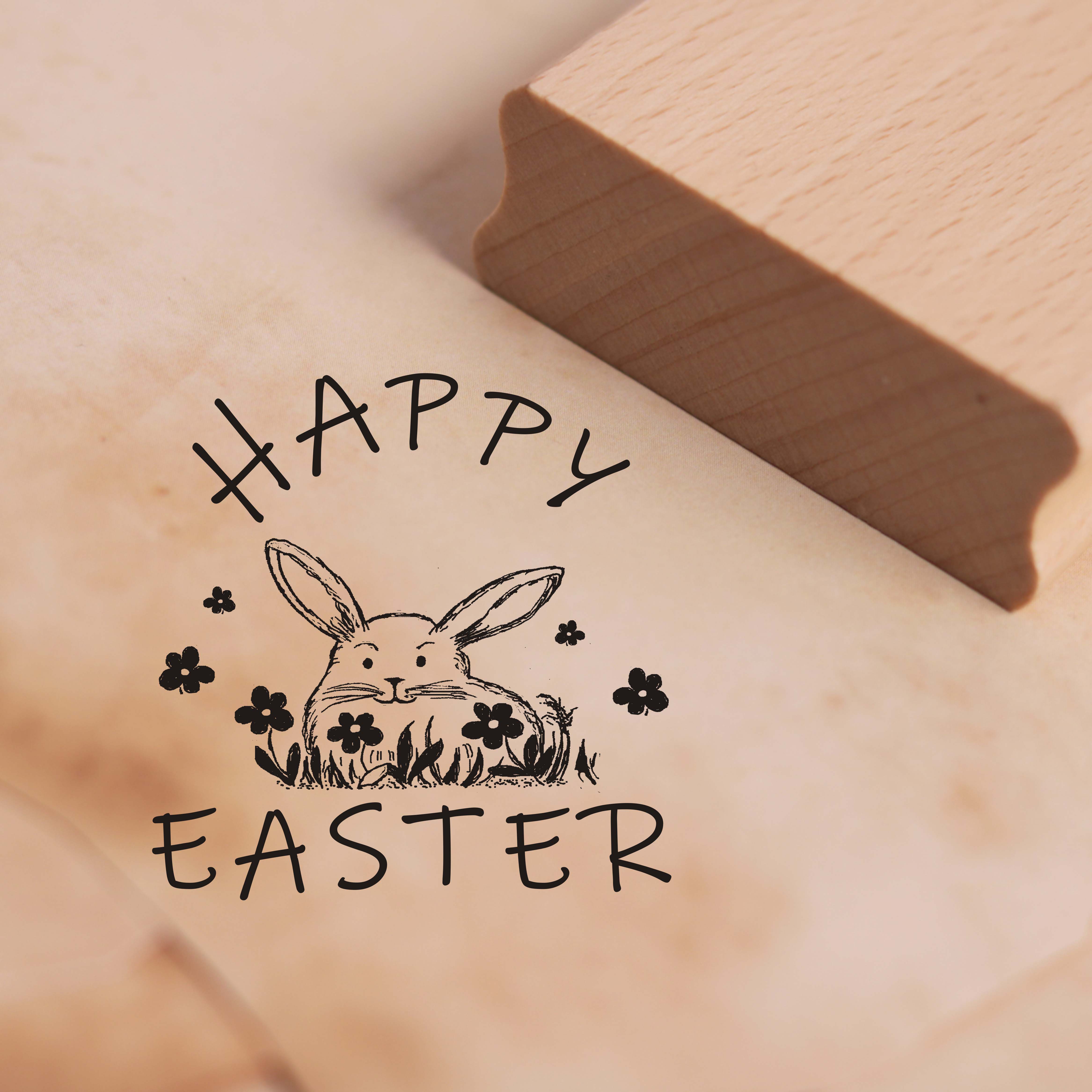 Motivstempel Happy Easter - Osterhase im Gras mit Blumen Stempel Ostern 38 x 38 mm