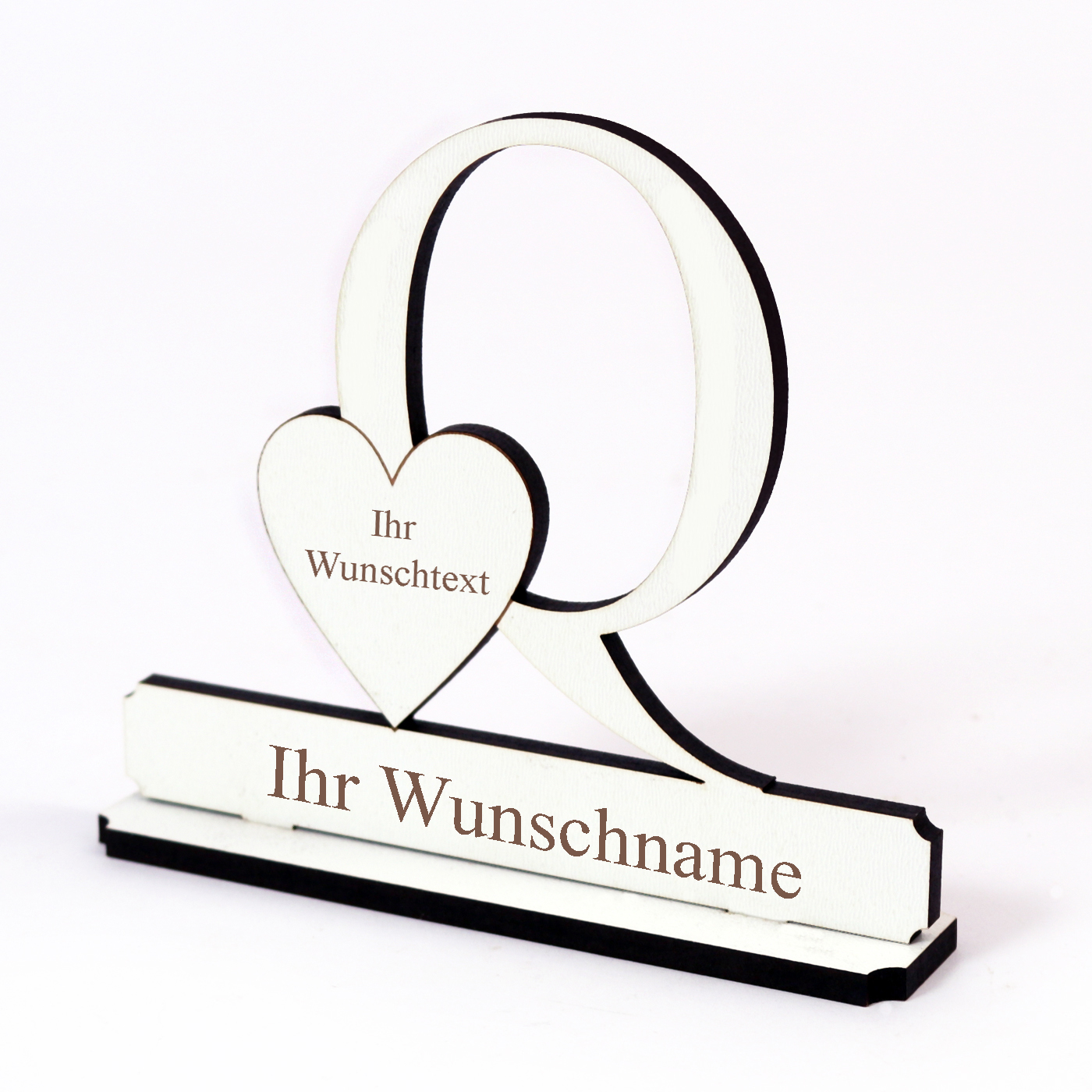 Buchstabe Q mit Herz - Name und Wunschgravur - Schild zum Hinstellen