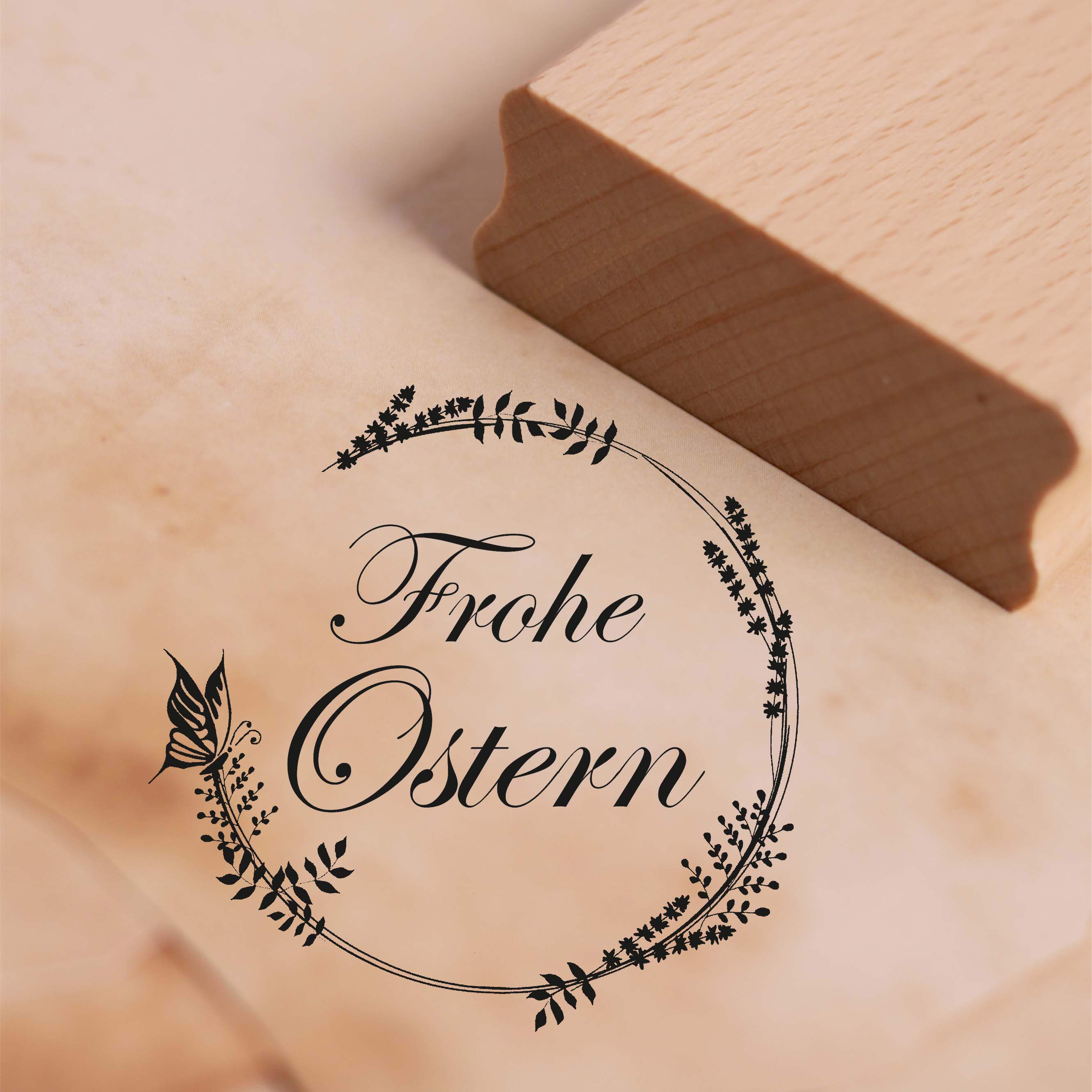 Motivstempel Frohe Ostern - Vintage Kranz mit Schmetterling Stempel 48 x 48 mm