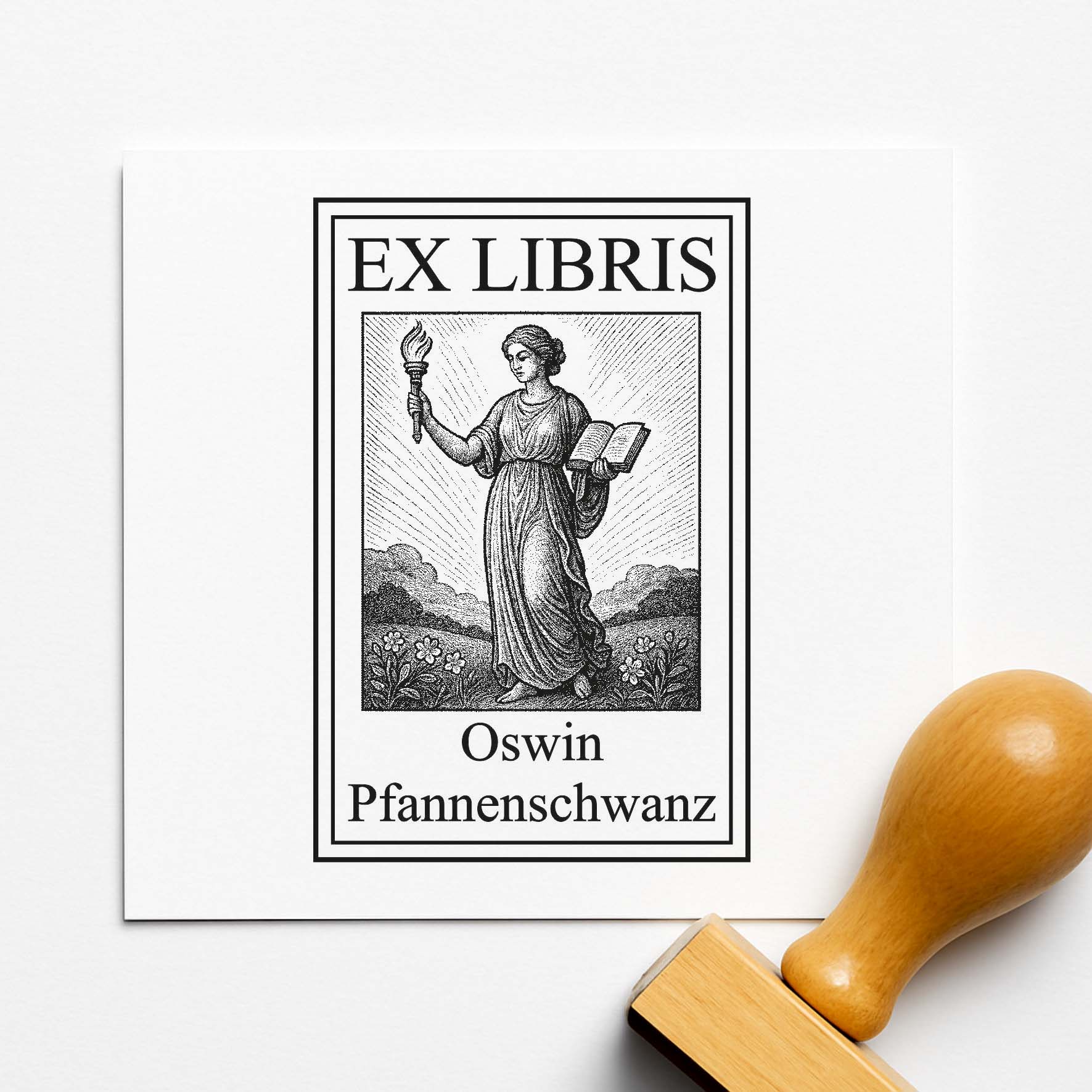 Ex Libris Stempel personalisiert mit Namen Motiv Göttin mit Buch und Feuer - Bücherstempel individuell - 40 x 60 mm