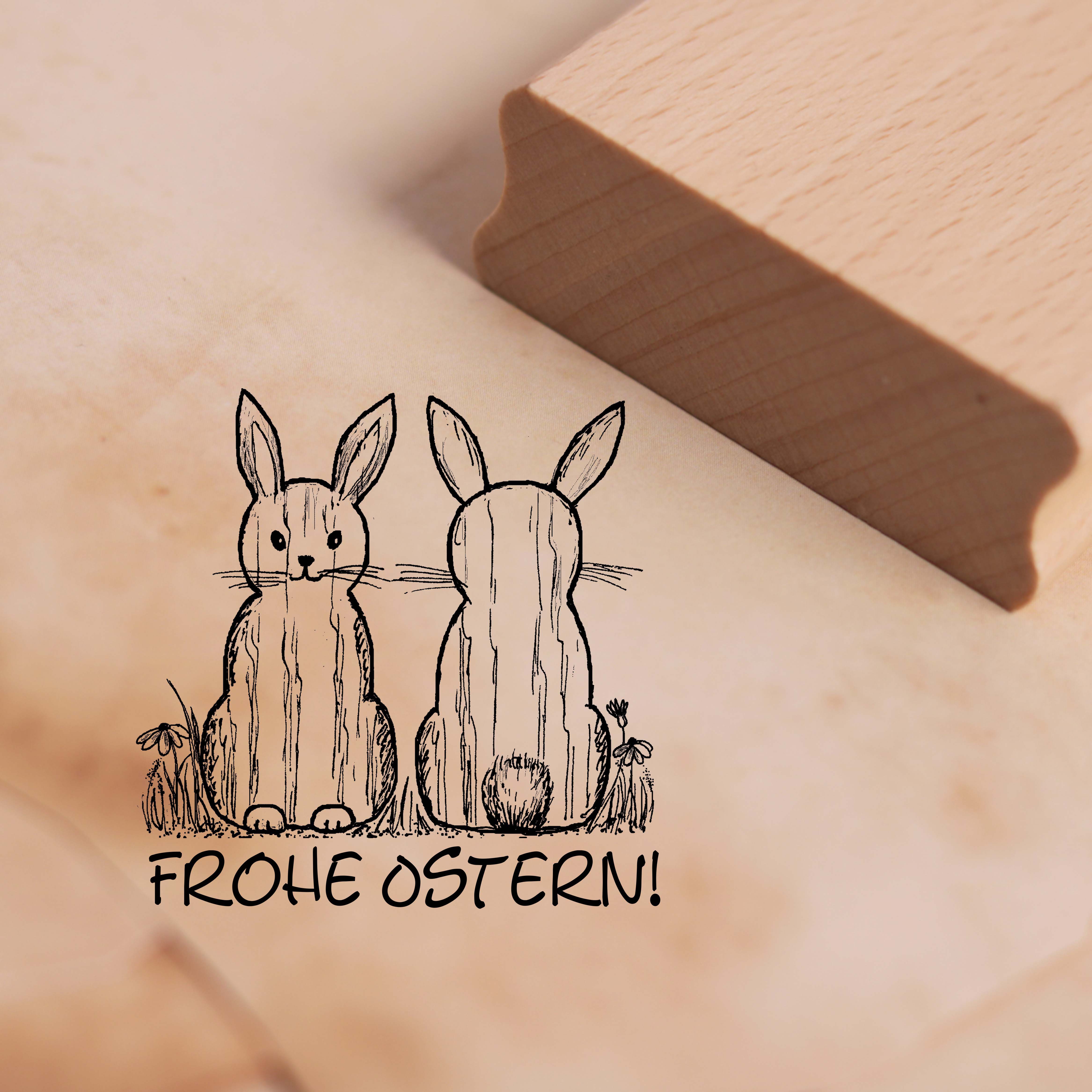 Motivstempel Frohe Ostern! Stempel Osterhasen im Gras Holzoptik 48 x 48 mm