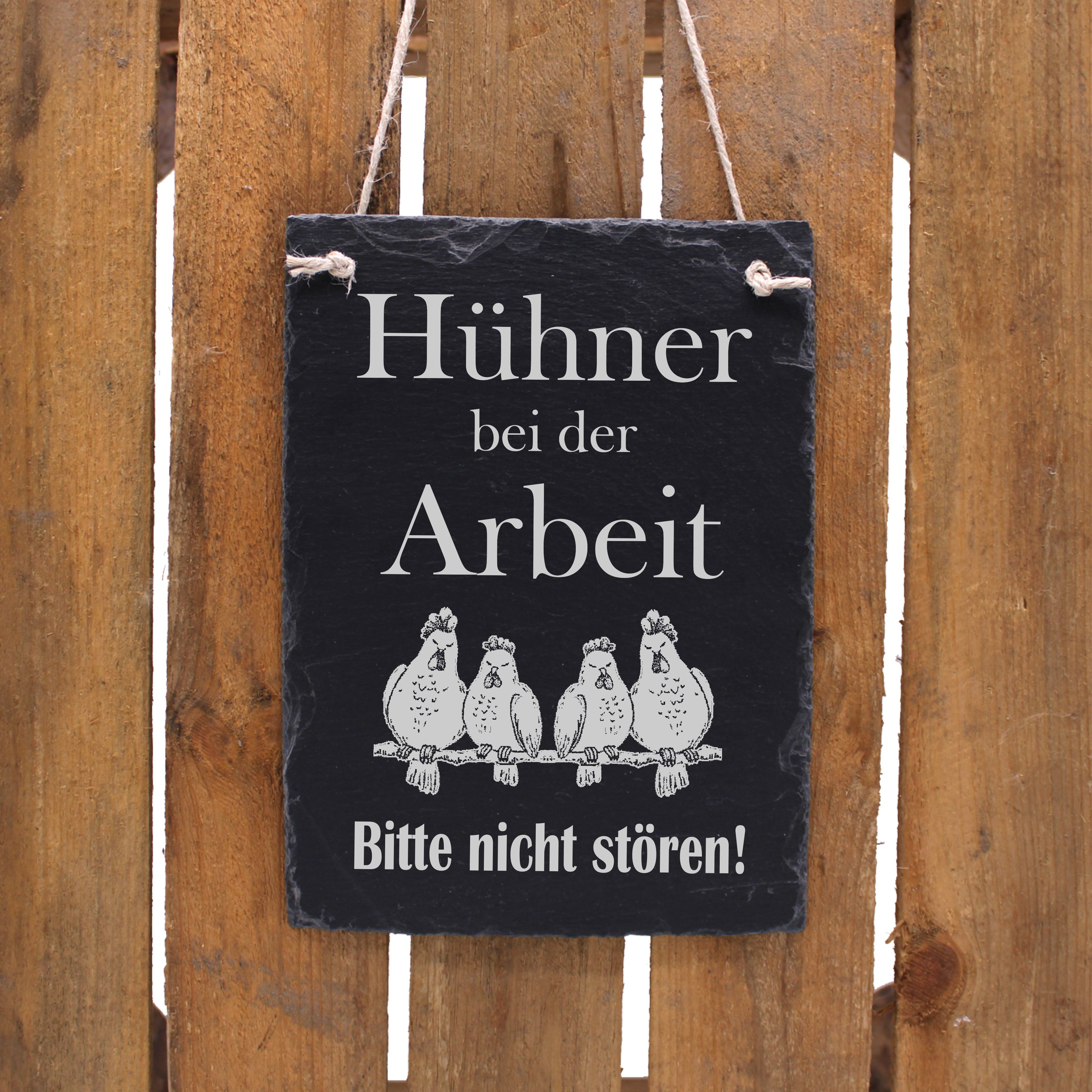 Schiefertafel Hühner bei der Arbeit - bitte nicht stören - Schild hochkant 16x22 cm