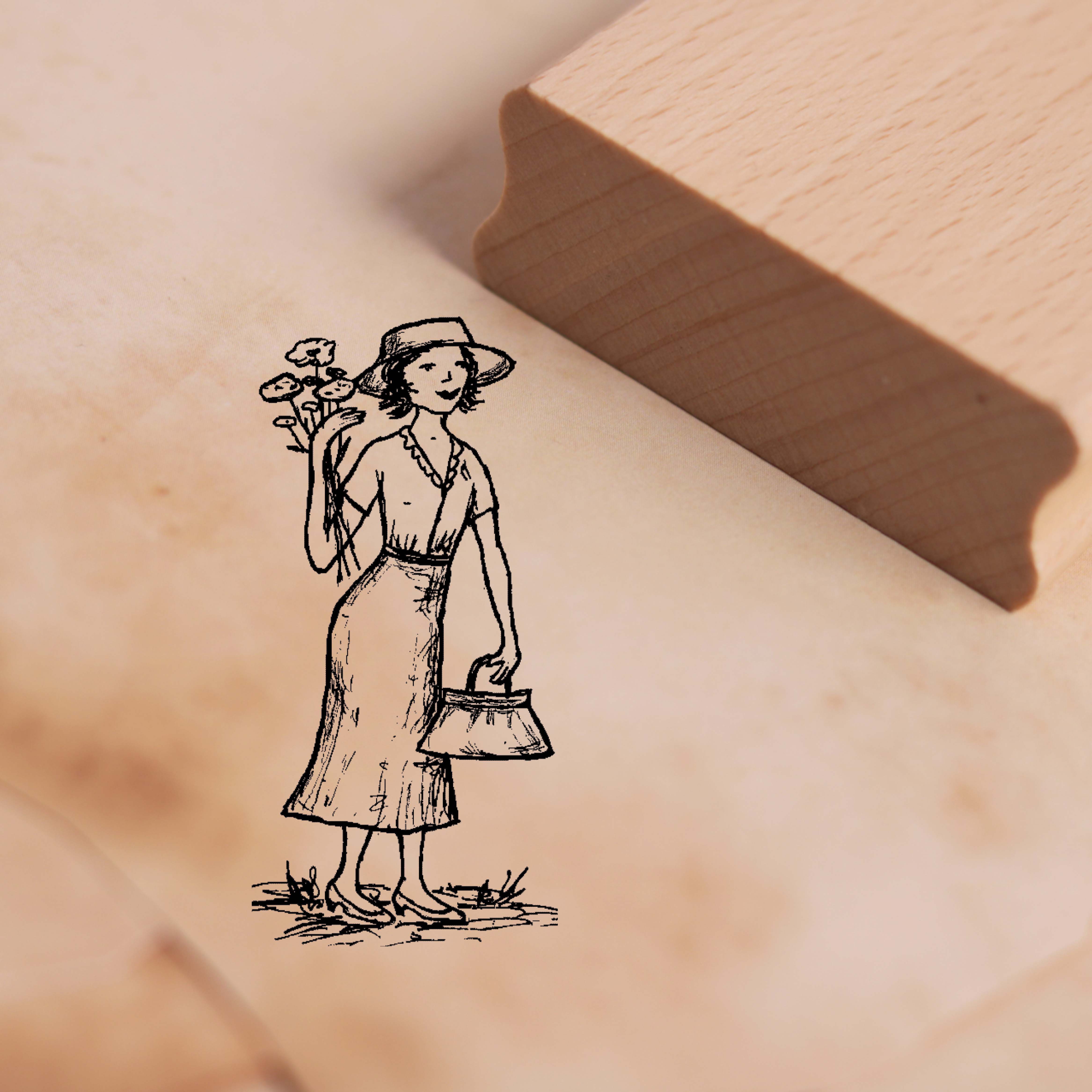 Motivstempel Frau mit Handtasche und Blumen - Stempel 28 x 58 mm