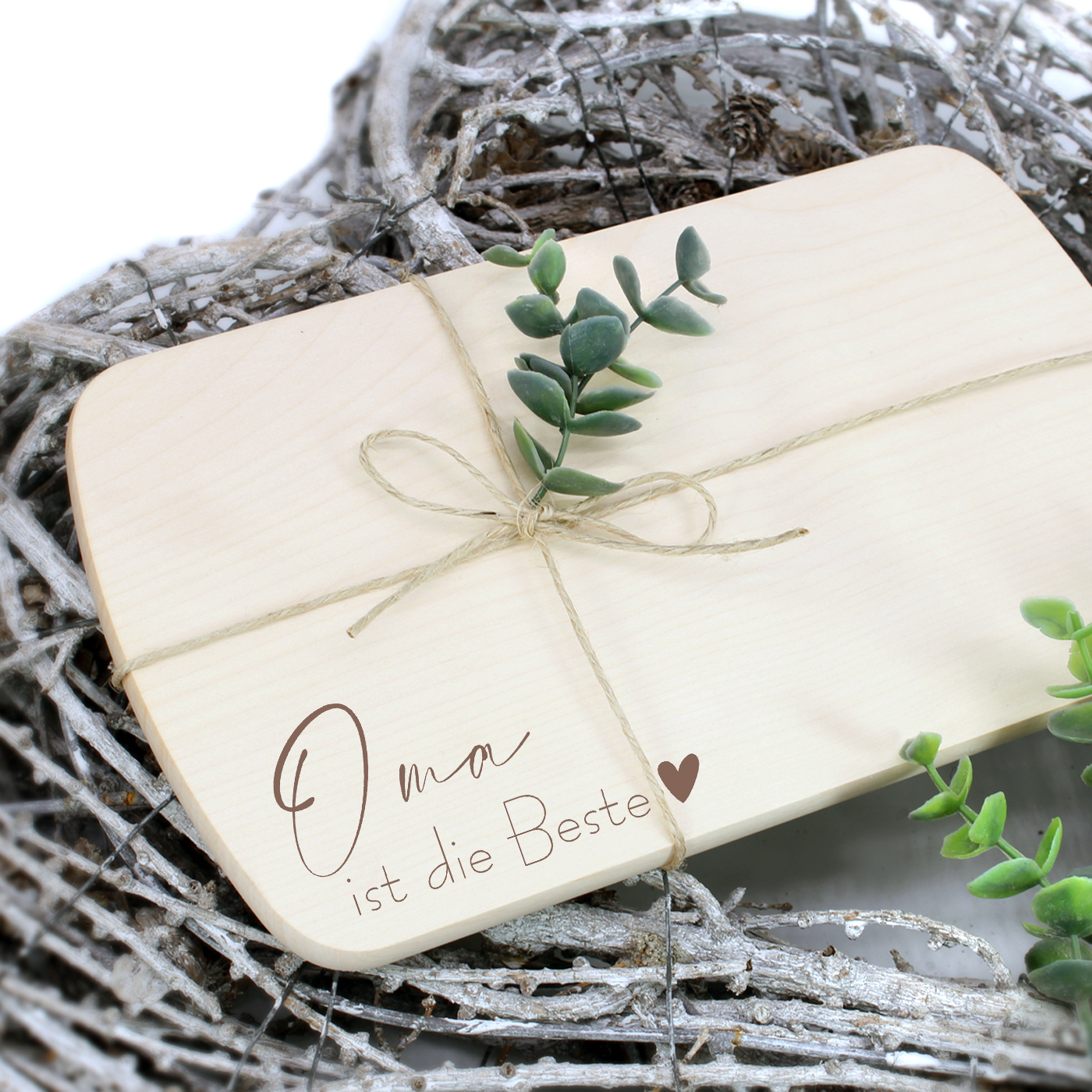 Meine Oma ist die Beste Frühstücksbrettchen Holz graviert Vintage Schneidebrett 24 x 14 cm
