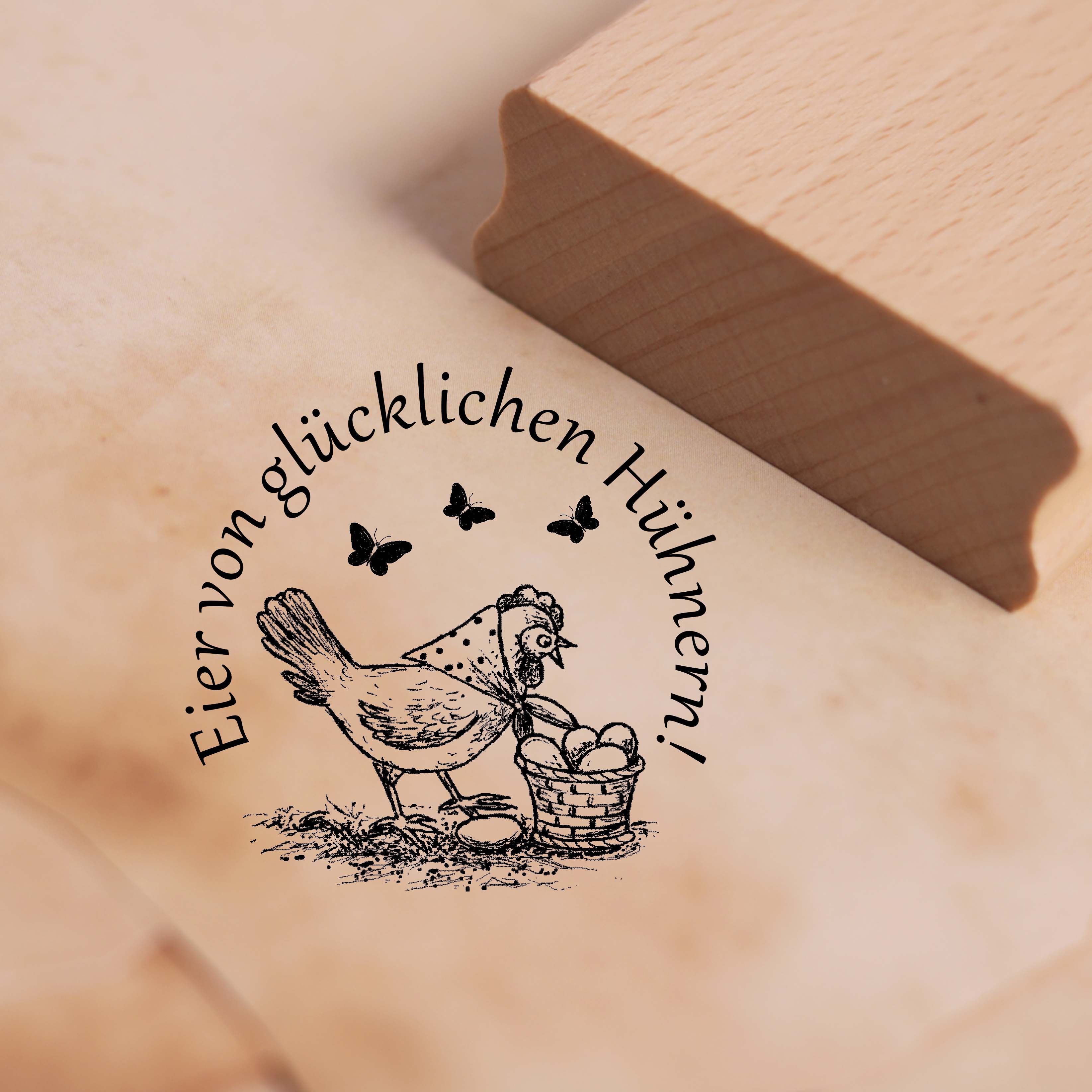 Motivstempel Eier von glücklichen Hühnern - Huhn mit Kopftuch Eierkorb Stempel 38 x 38 mm