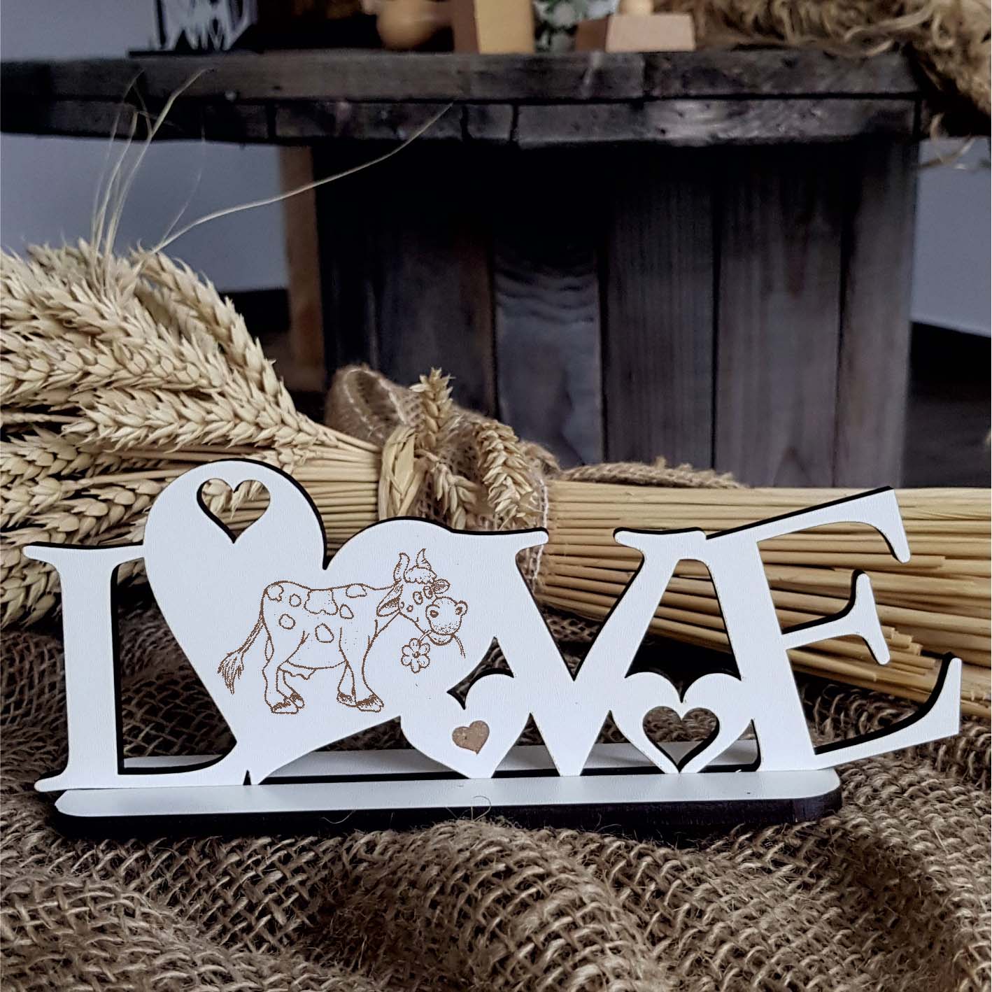 LOVE Deko Aufsteller « KUH MIT BLUME 02 » mit Herzen