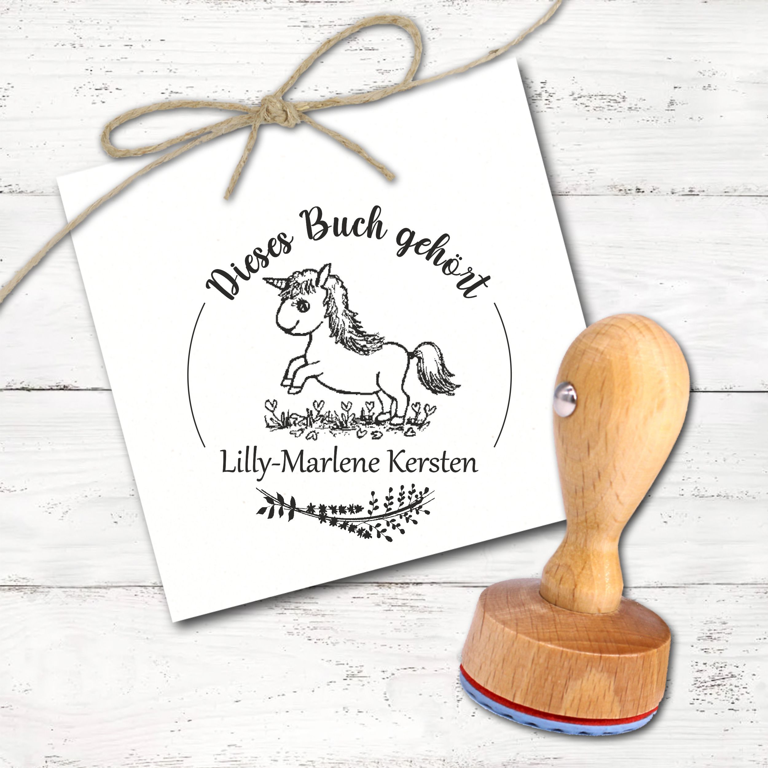 Ex Libris Stempel personalisiert mit Namen Motiv Einhorn - Bücherstempel individuell - für Kinder, Schule & Lehrer - Ø 38 mm