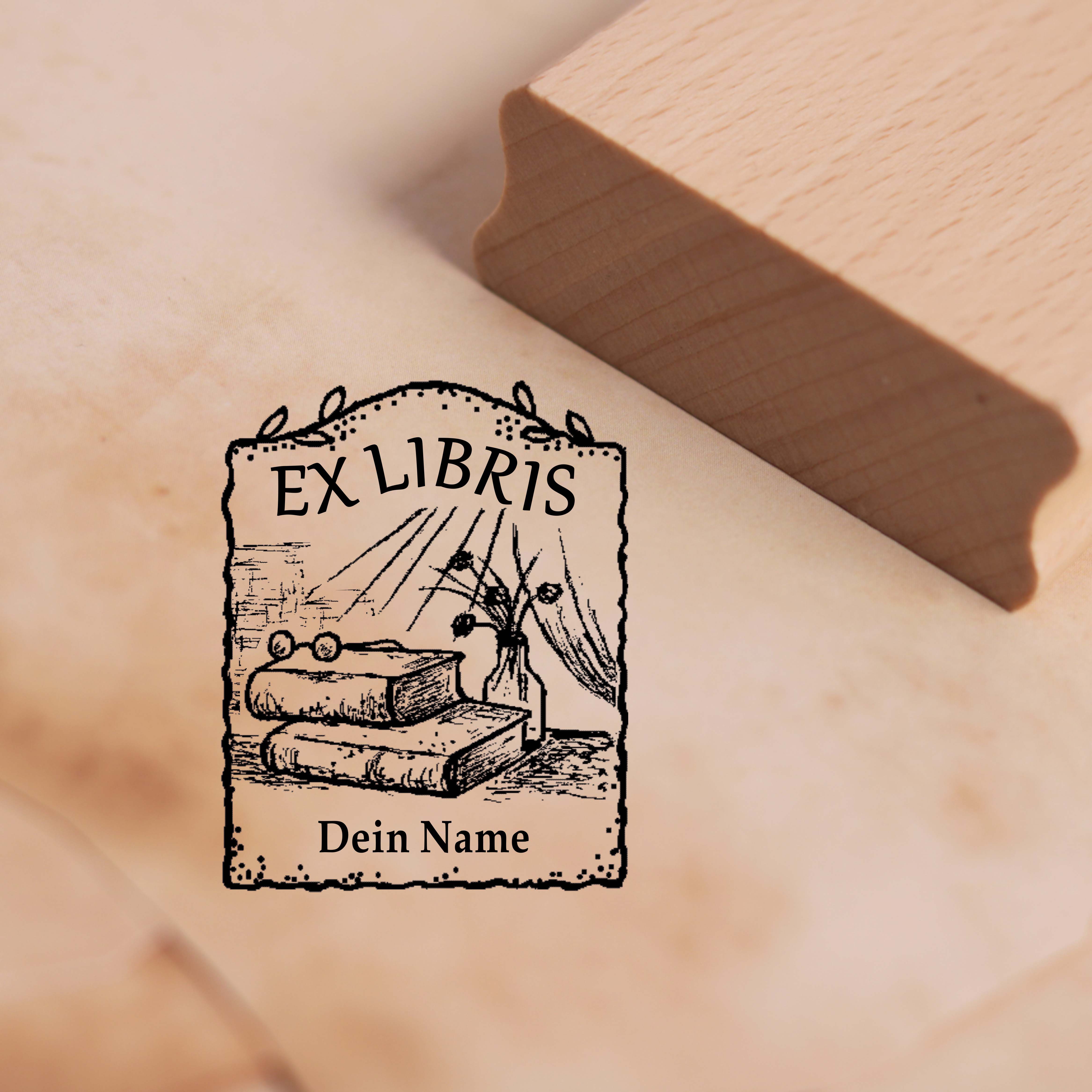 Ex Libris Stempel mit Name - Fenster, Vase und Bücher Exlibris Motivstempel 38 x 48 mm