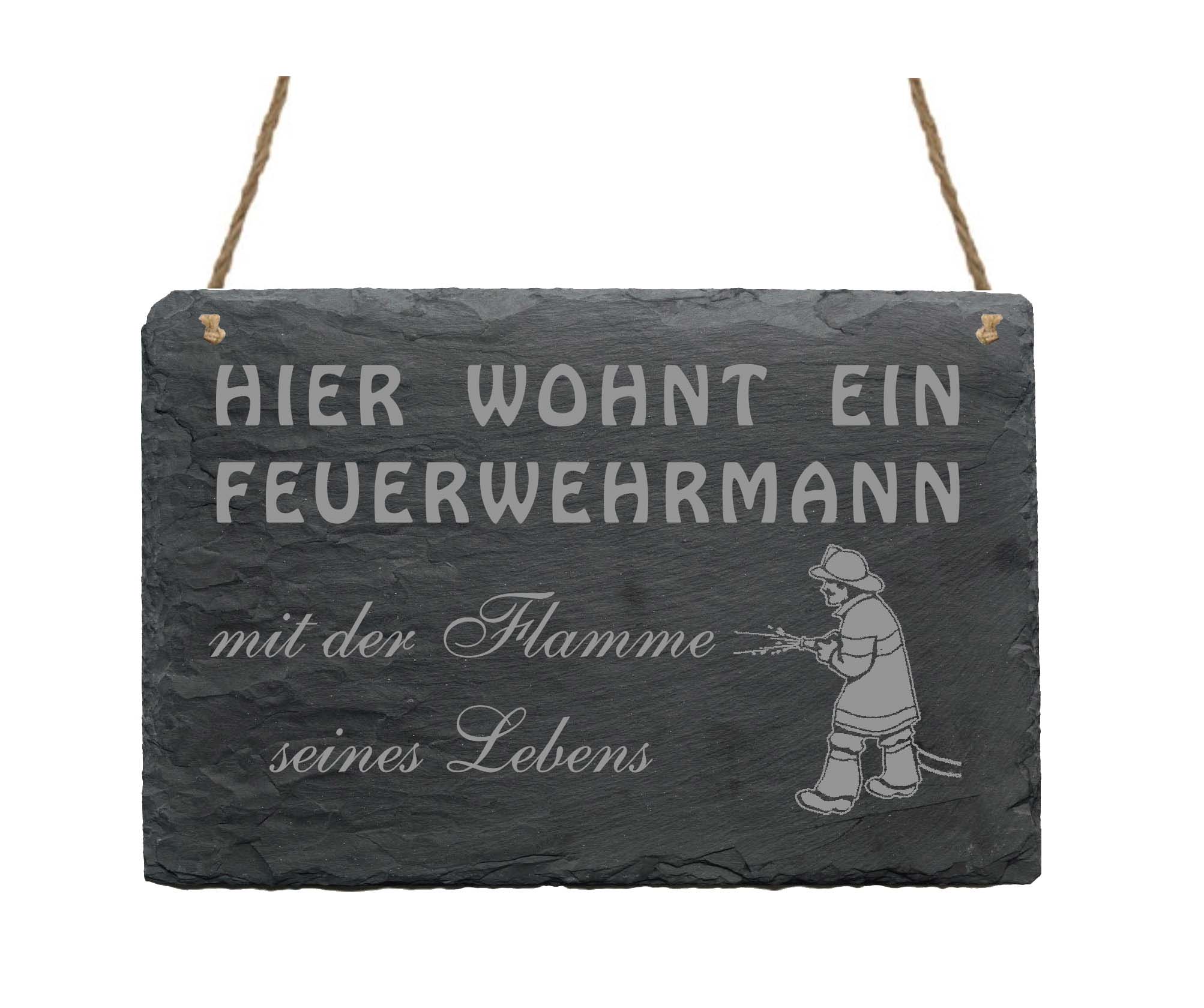 Schiefertafel « Hier wohnt ein Feuerwehrmann... »