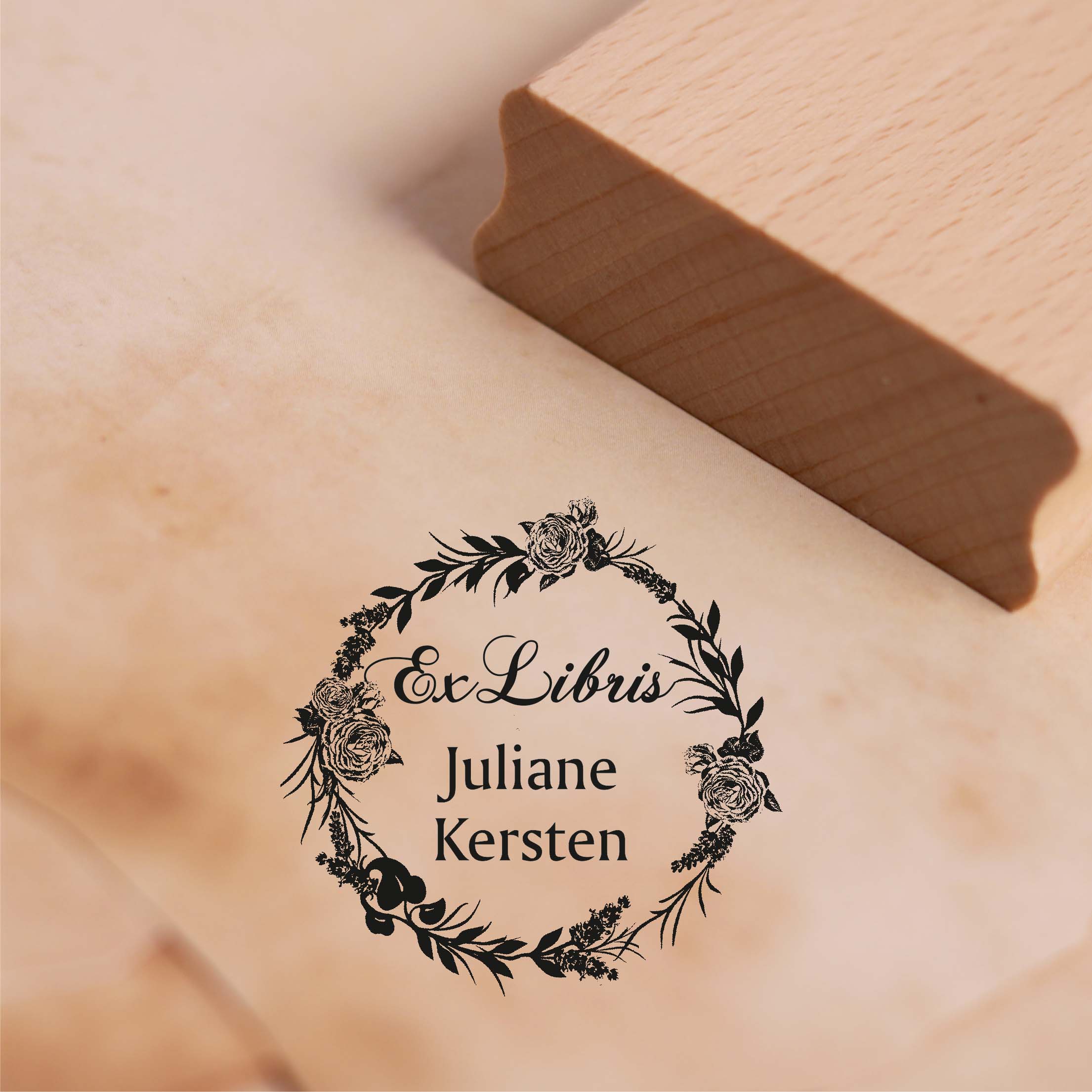 Ex Libris Stempel mit Name - rund Romantik Rosen Kranz - Exlibris Motivstempel Ø 48 mm