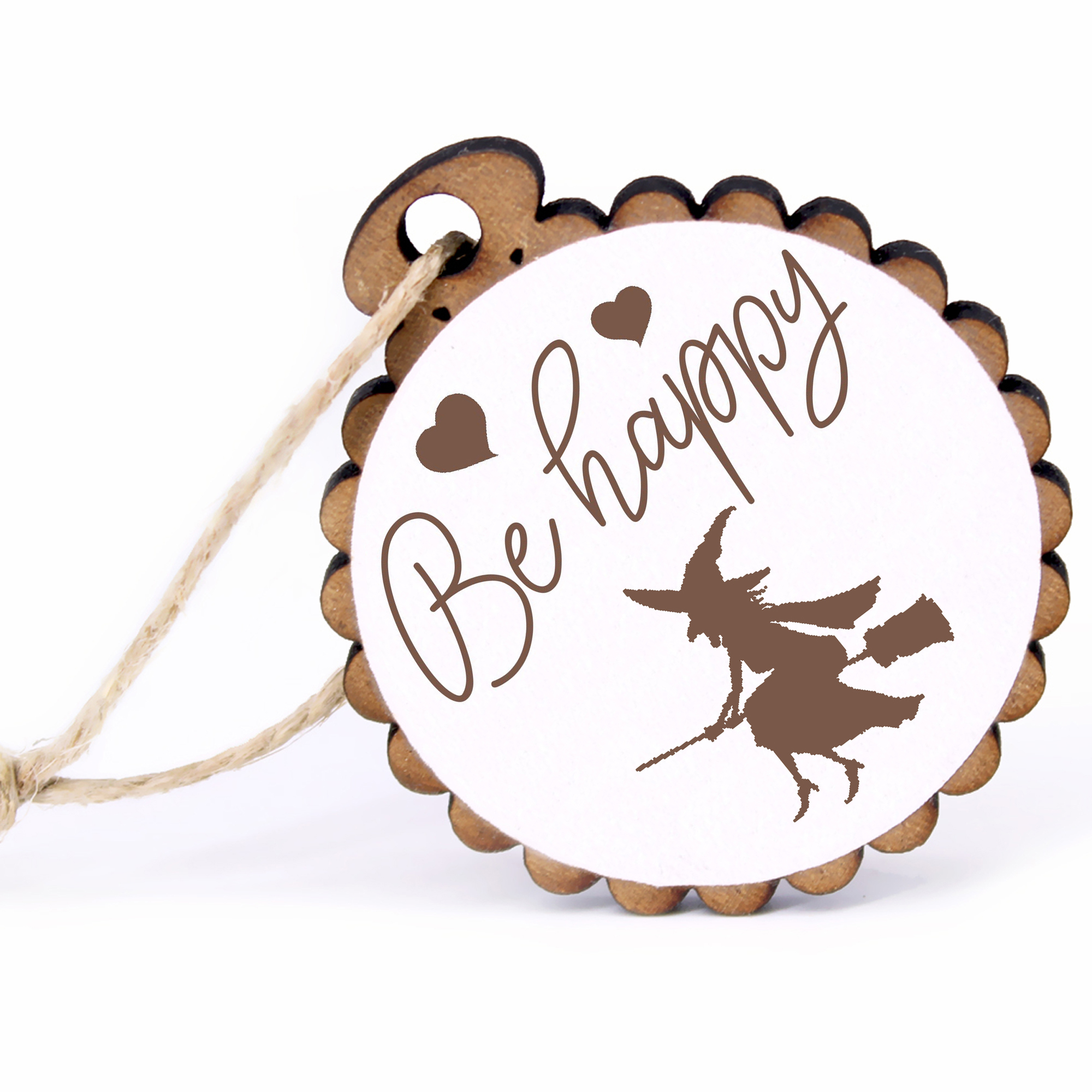 Geschenkanhänger - Be Happy Hexe auf Besen -  Holz Ø-5cm - mit Juteband
