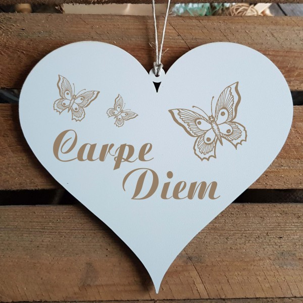 Shabby Herz Schild « CARPE DIEM » mit Motiv Schmetterlinge